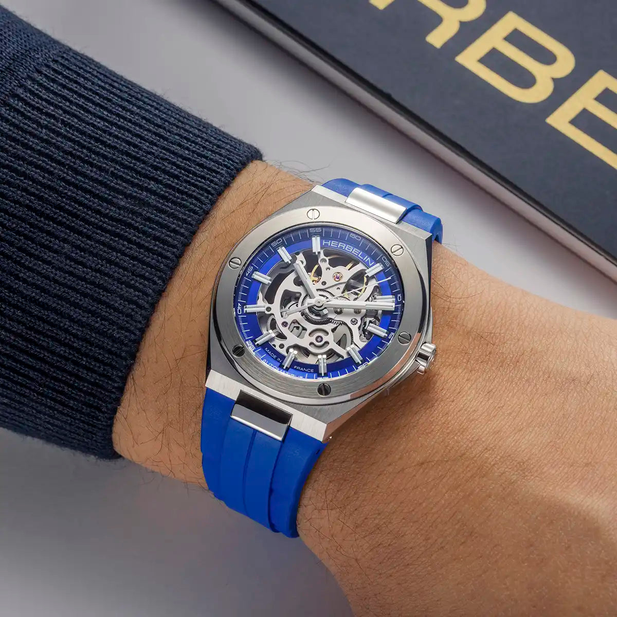 CAP CAMARAT – AUTOMATIQUE SQUELETTE – BLEU