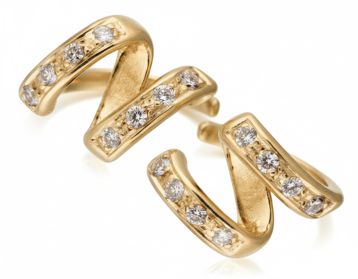 “le petit” Tourbillon de la Vie earrings in 18-carat gold studded with 0.16-carat diamonds