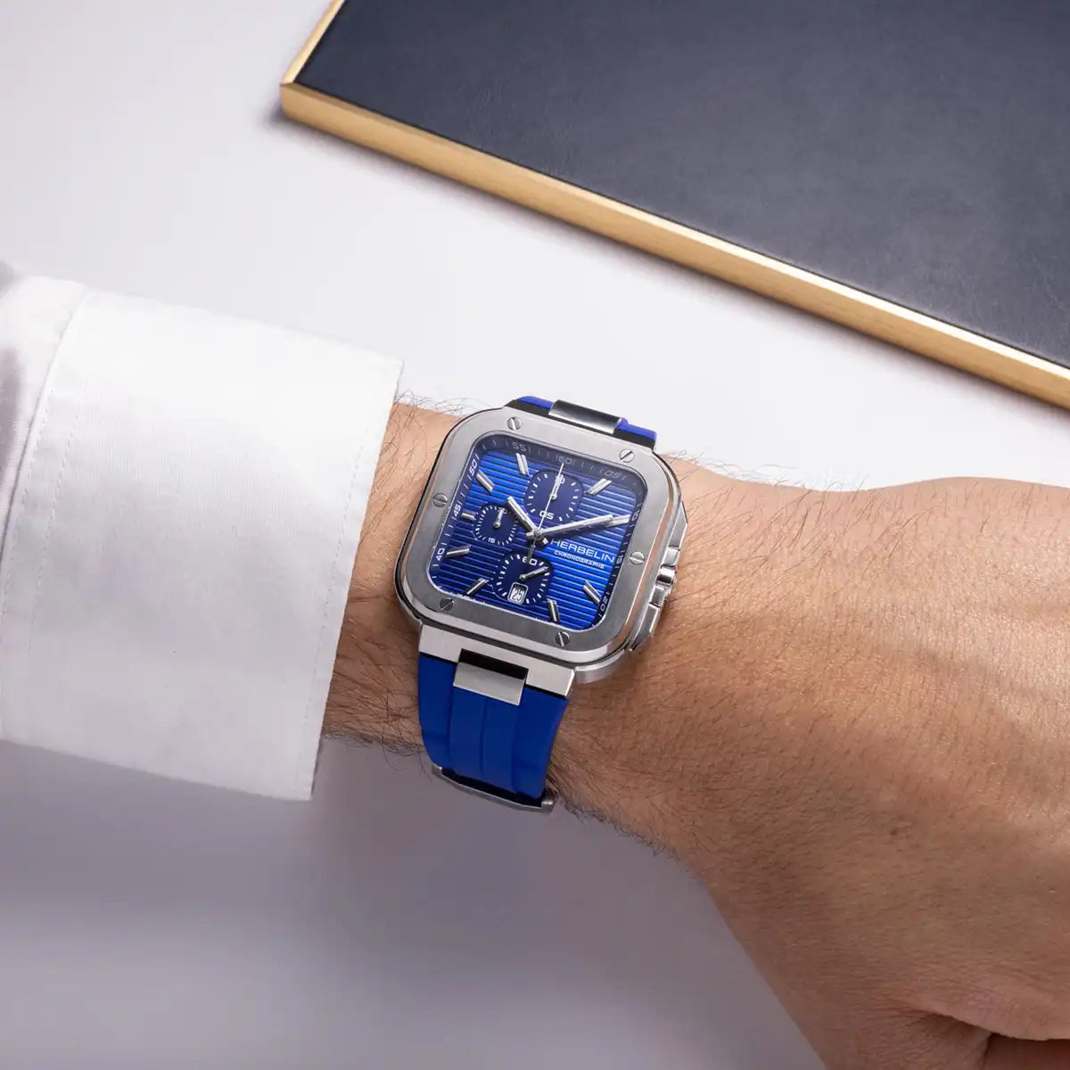 CAP CAMARAT SQUARE – CHRONOGRAPHE – BLEU & FKM BLEU